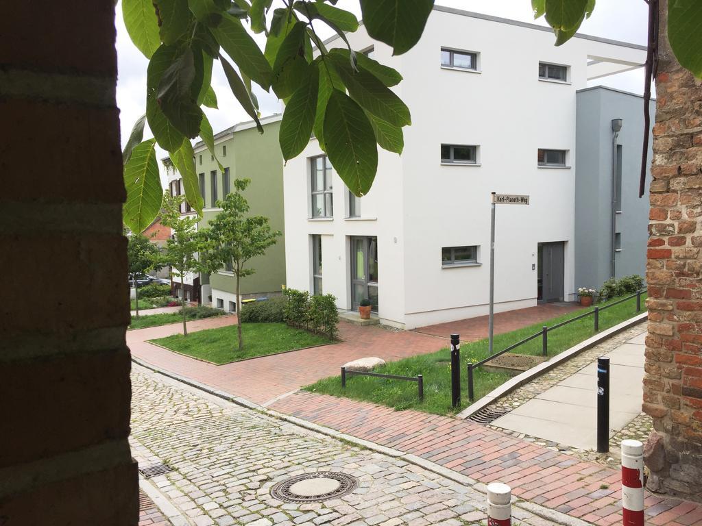 Ferienwohnung An Der Historischen Stadtmauer Росток Номер фото