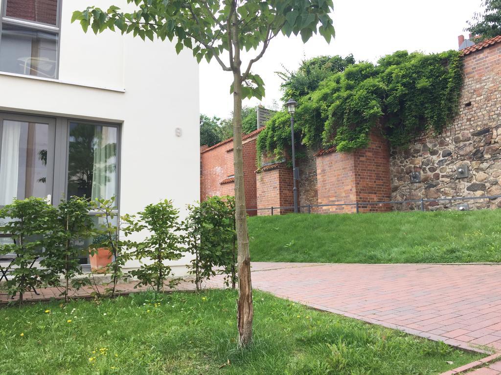 Ferienwohnung An Der Historischen Stadtmauer Росток Экстерьер фото